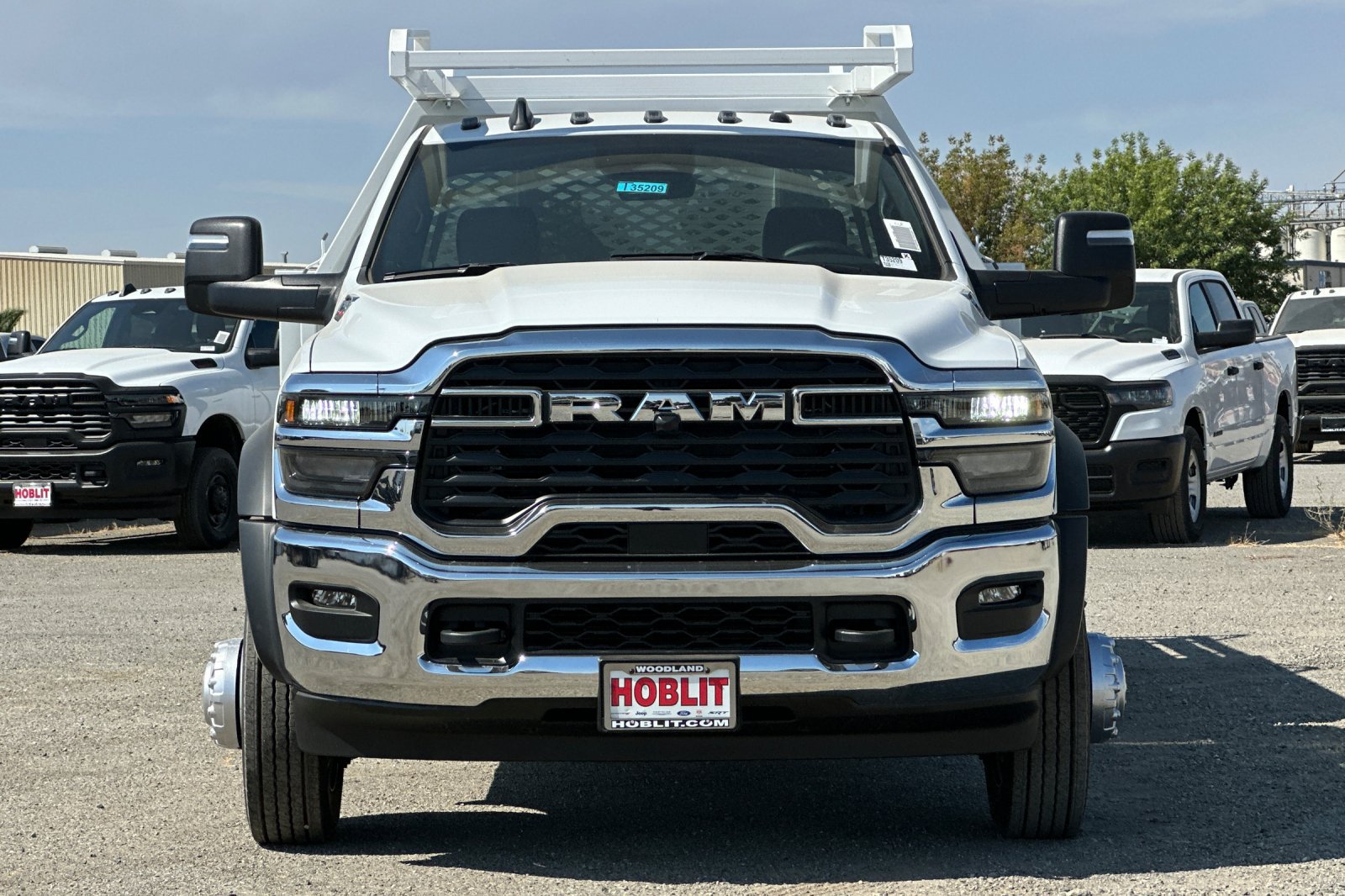 New 2025 RAM 5500 Tradesman AWD/4WD image 8