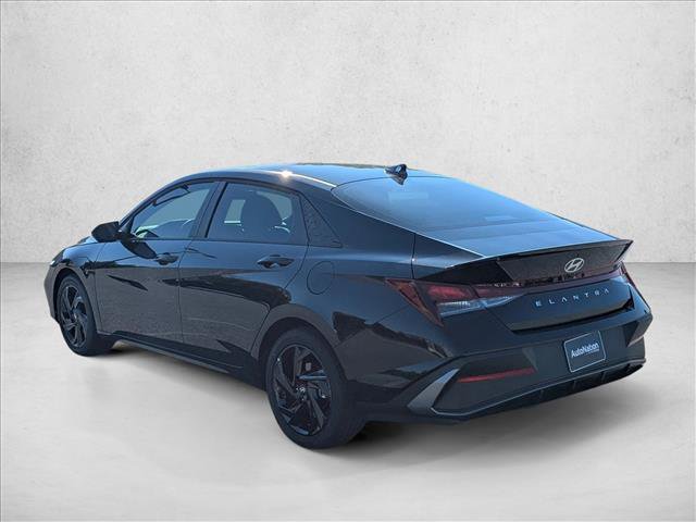 New 2026 Hyundai Elantra SEL Sport FWD image 7