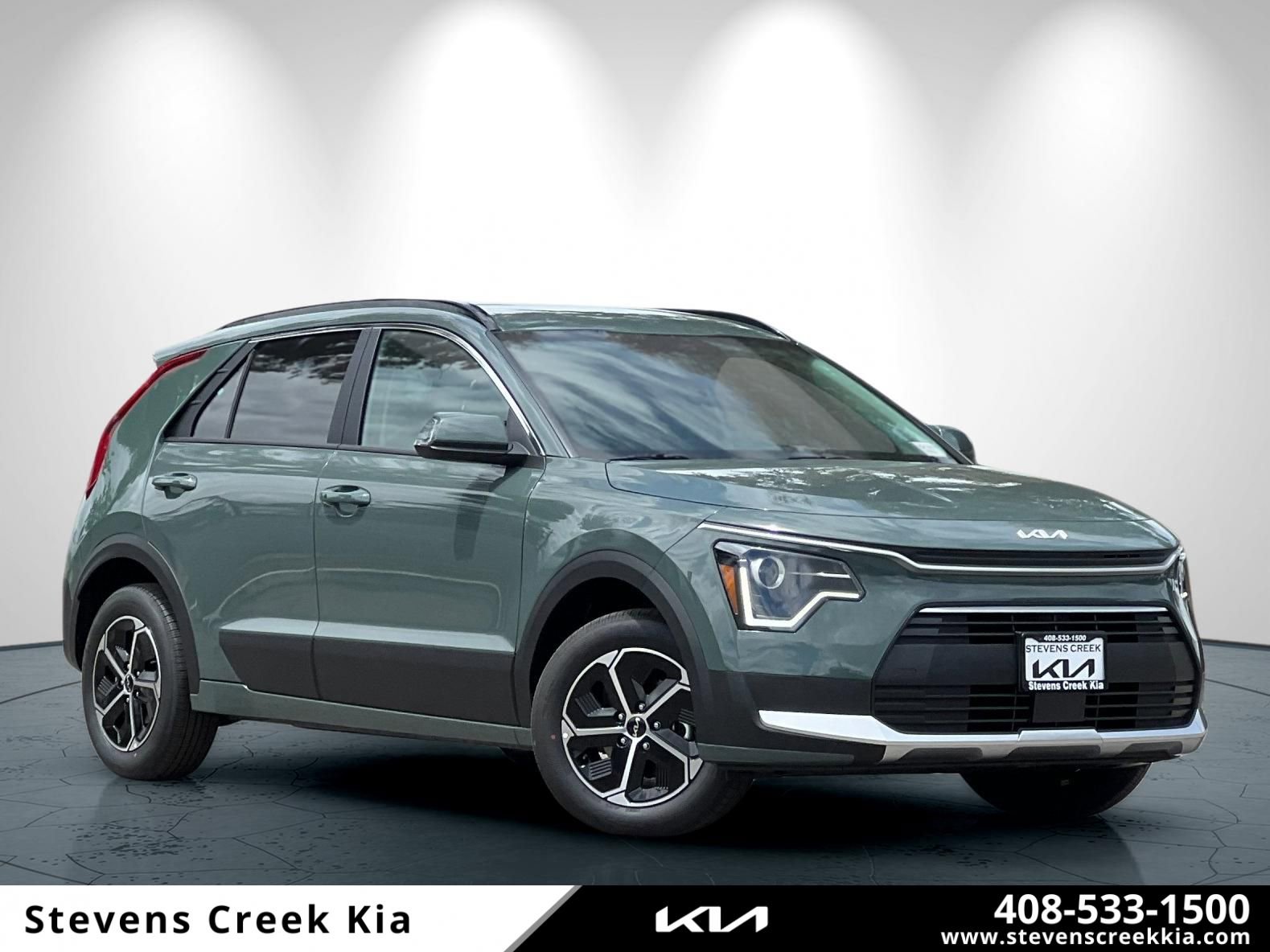 New 2026 Kia Niro EX FWD image 1