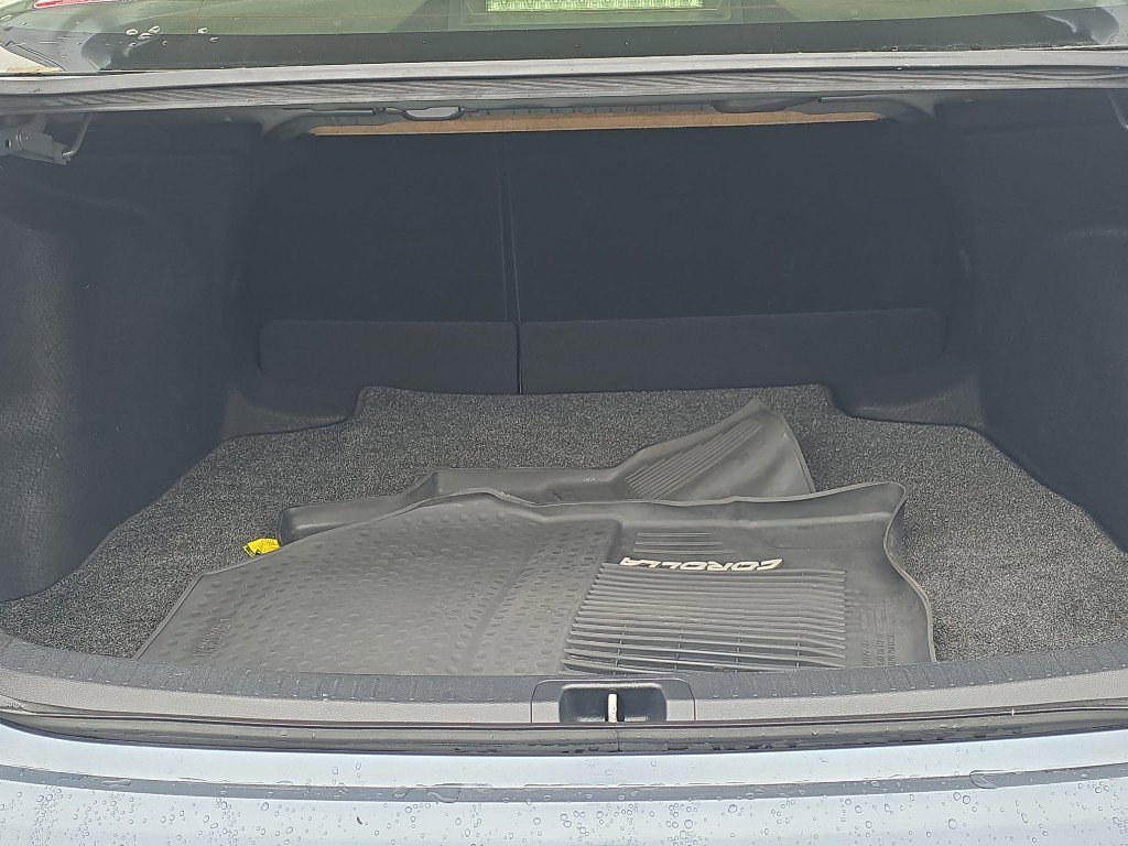 Certified 2020 Toyota Corolla SE w/ Carpet Mat Package (TMS) image 9