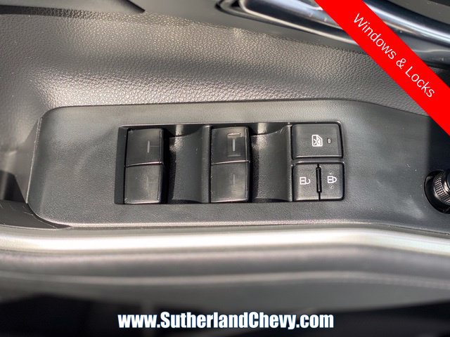 Used 2022 Toyota Highlander XLE AWD/4WD image 15