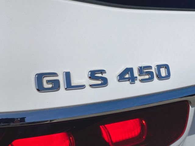 Used 2025 Mercedes-Benz GLS 450 4MATIC image 33
