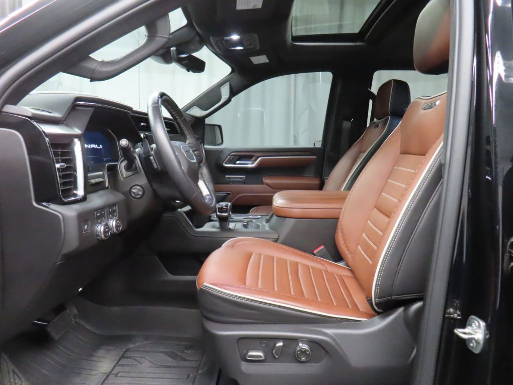 Used 2025 GMC Sierra 1500 Denali Ultimate AWD/4WD image 13