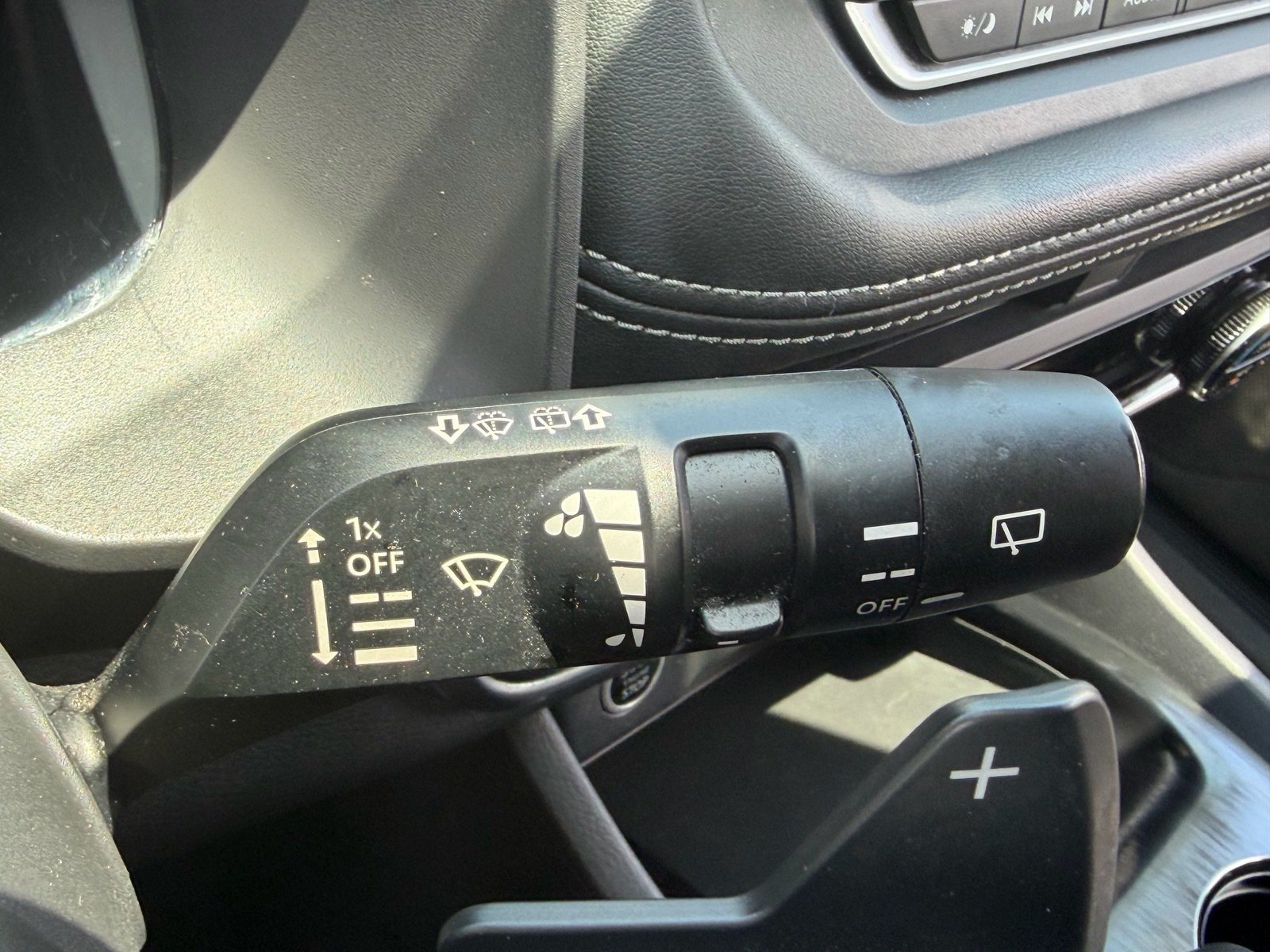 Certified 2023 Nissan Rogue SV FWD image 29
