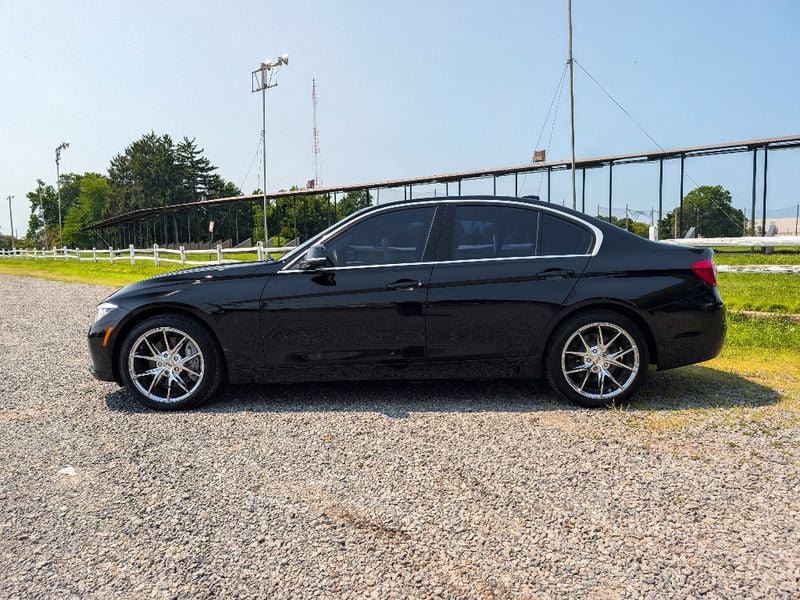 Used 2018 BMW 340i xDrive Sedan AWD/4WD image 9