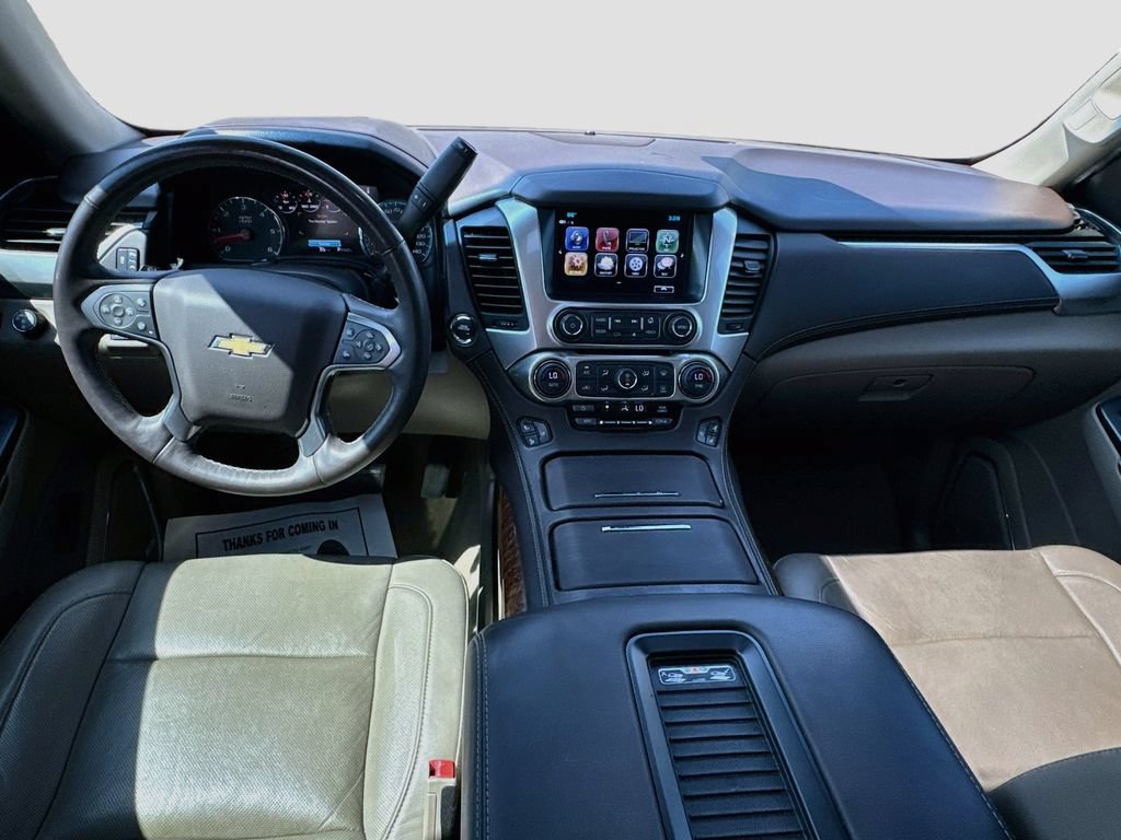 Used 2017 Chevrolet Suburban Premier RWD image 25