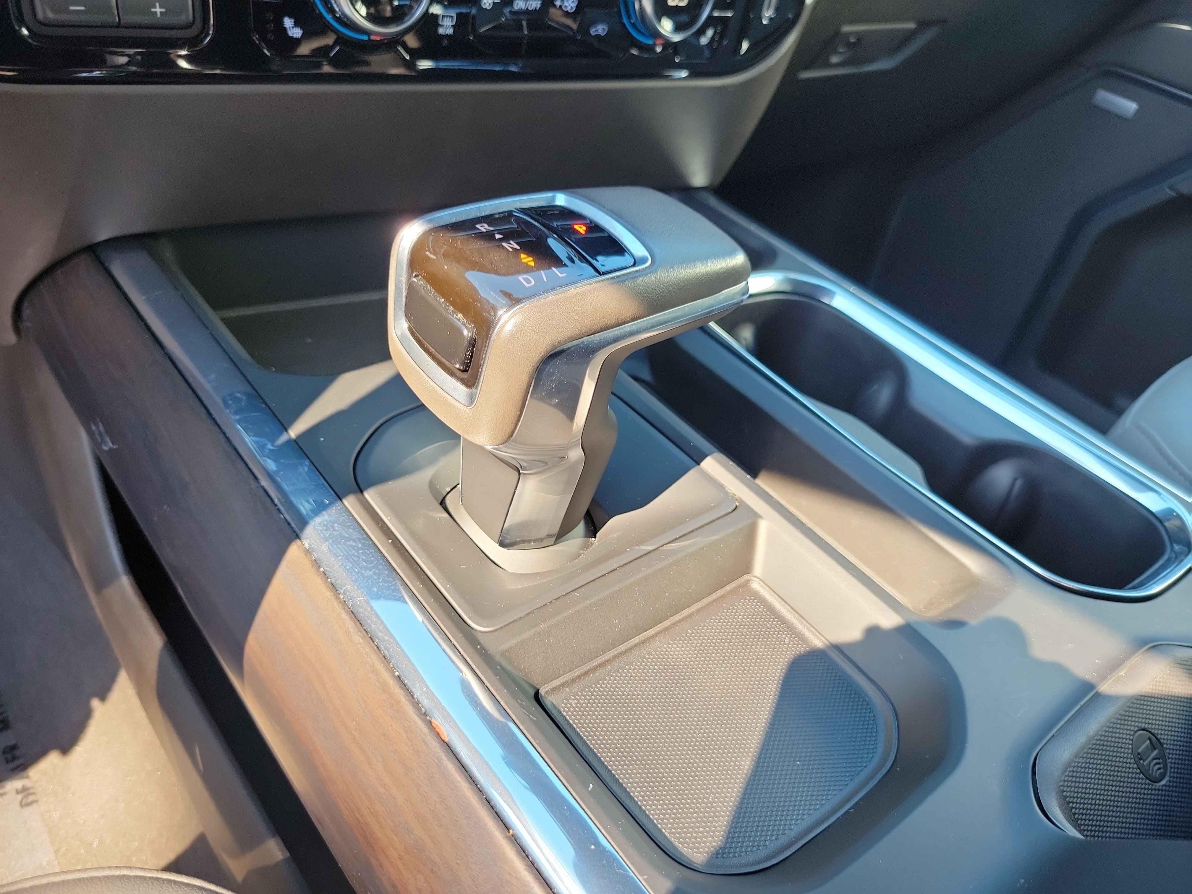 Used 2022 GMC Sierra 1500 SLT w/ SLT Premium Plus Package image 21