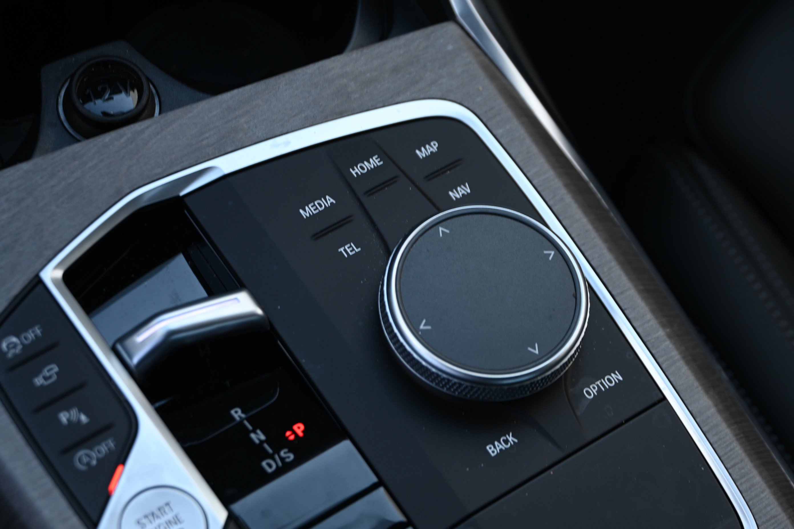 Certified 2025 BMW 330i Sedan RWD image 24