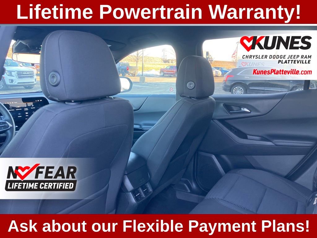 Used 2025 Chevrolet Equinox LT image 23