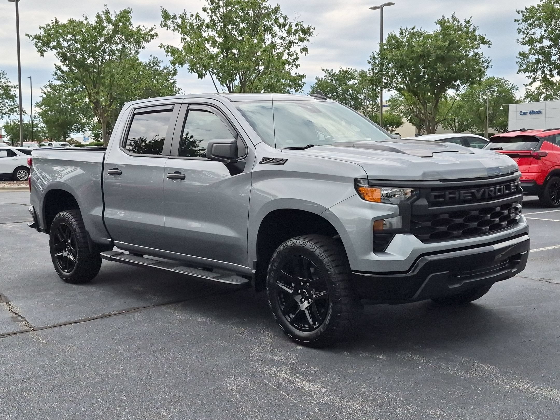 Used 2024 Chevrolet Silverado 1500 Custom Trail Boss w/ Dark Appearance Package AWD/4WD video 2