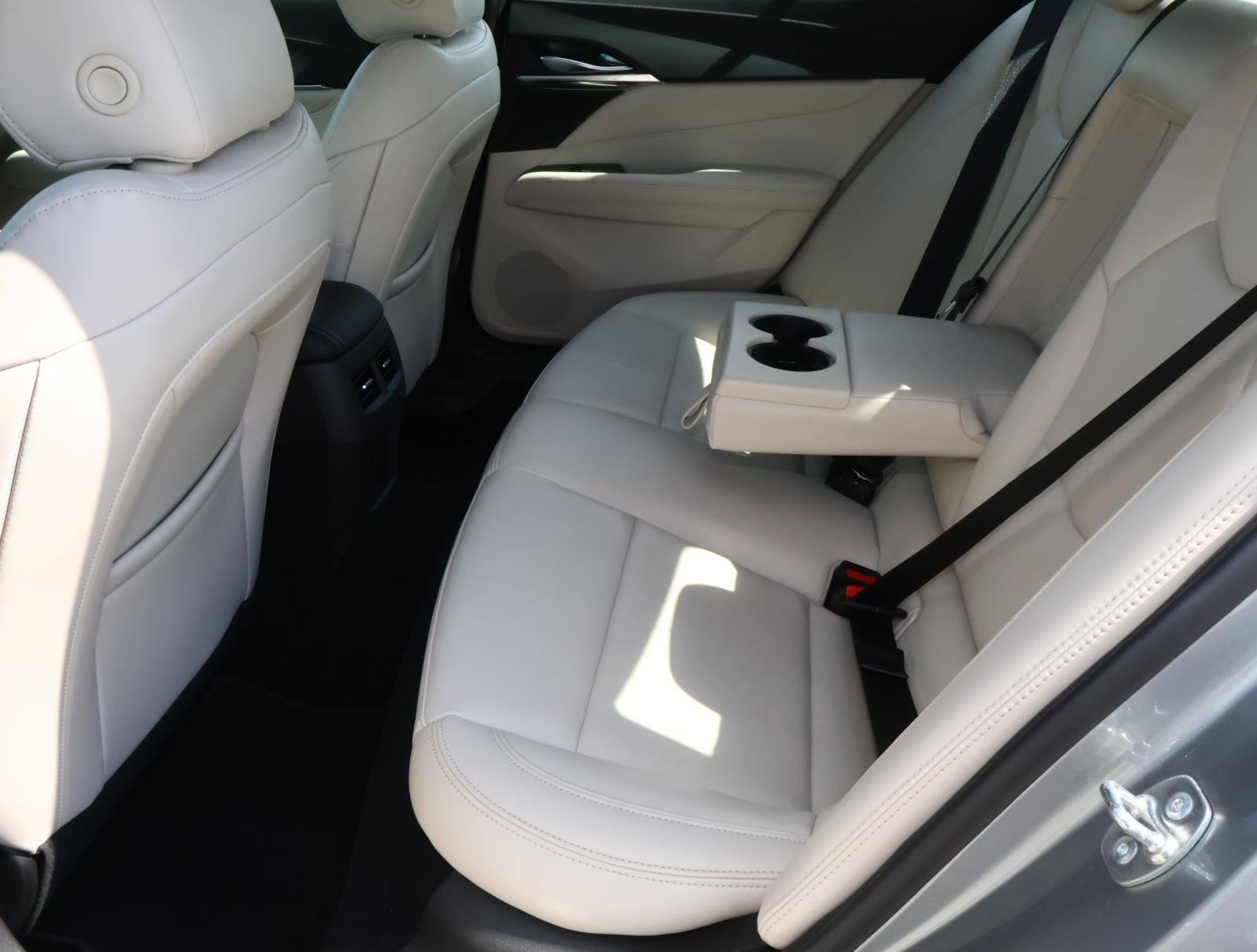 Used 2026 Cadillac CT4 Luxury image 25