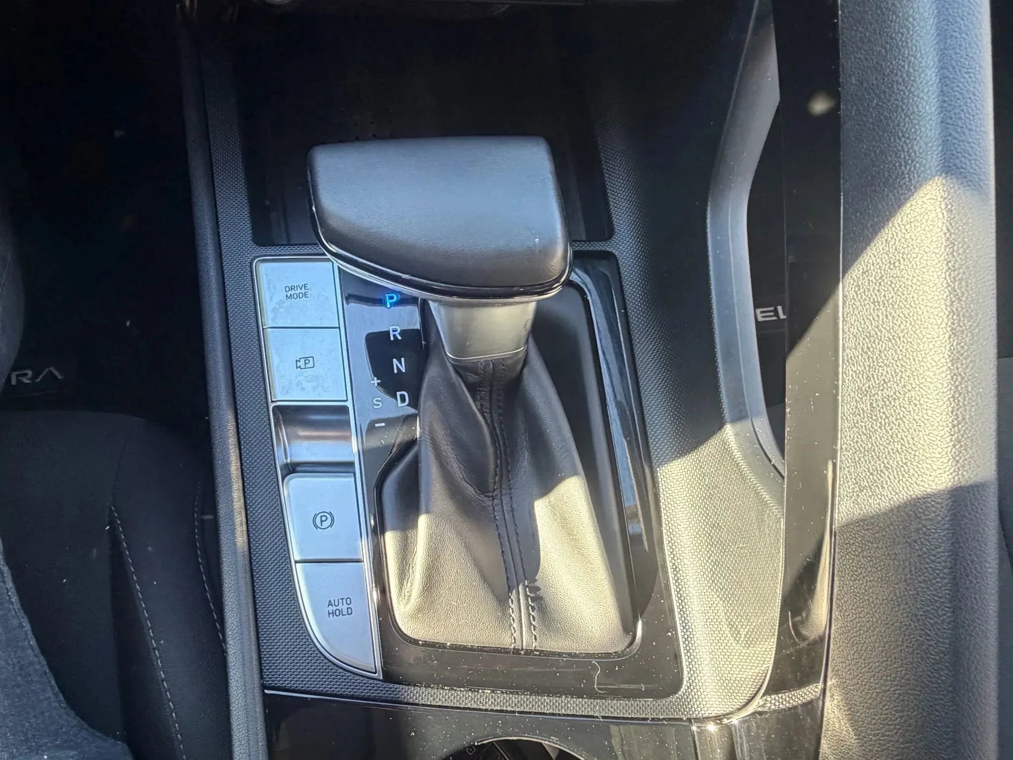 Used 2021 Hyundai Elantra SEL w/ Convenience Package image 27