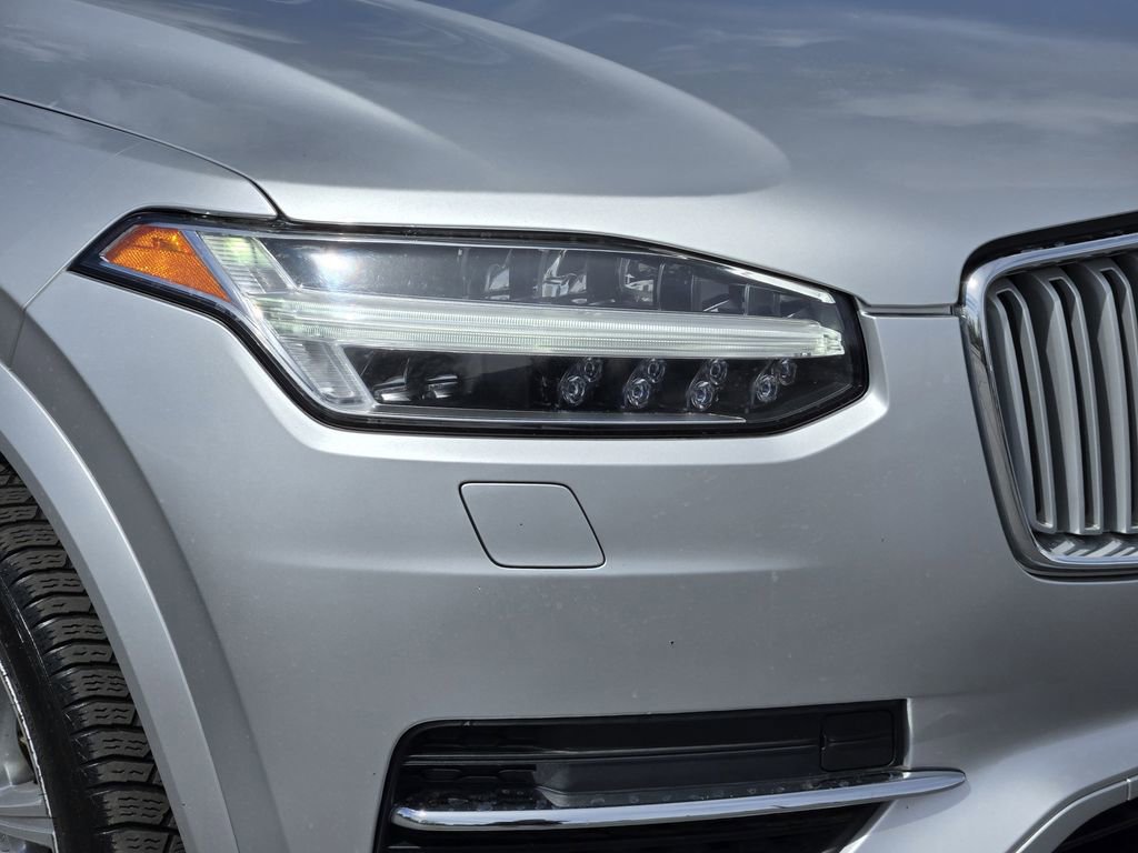 Used 2016 Volvo XC90 T6 Inscription w/ Vision Package AWD/4WD image 8