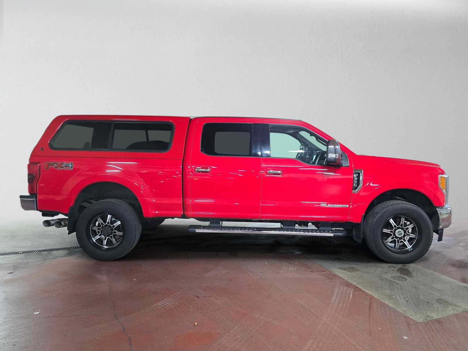 Used 2018 Ford F350 Lariat w/ Lariat Ultimate Package AWD/4WD image 2