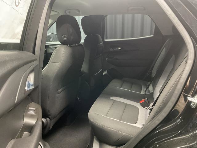 New 2026 Chevrolet TrailBlazer LT w/ LT Cold Weather Package FWD image 7