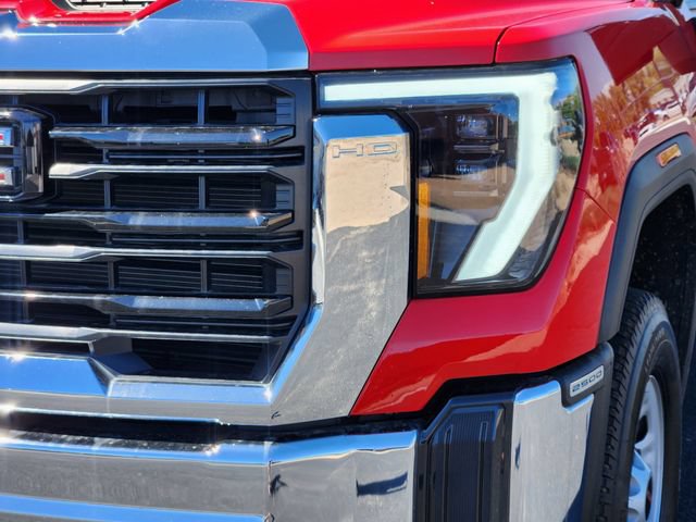 Used 2024 GMC Sierra 2500 Pro w/ Convenience Package RWD image 9