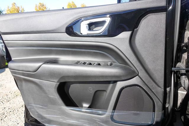 New 2026 Jeep Compass Latitude w/ Quick Order Package 29K image 13