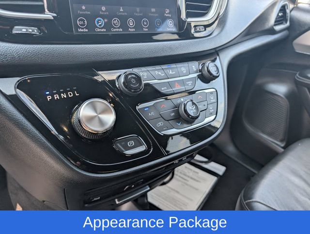 Used 2020 Chrysler Pacifica Touring-L w/ Advanced Safetytec Group AWD/4WD image 14