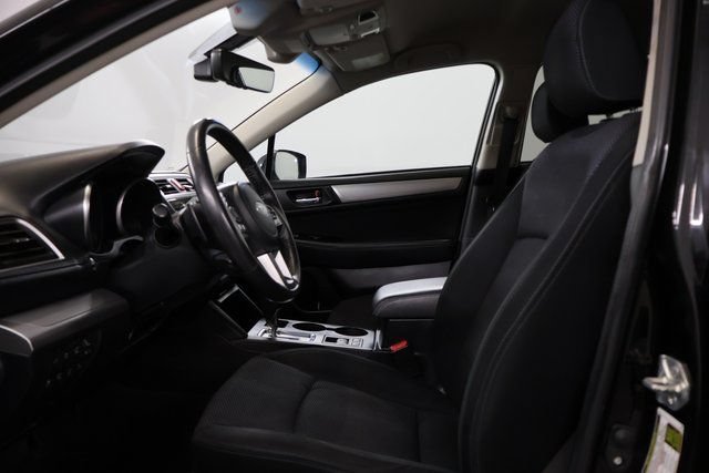 Used 2017 Subaru Outback 2.5i Premium AWD/4WD image 11