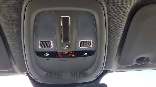 Used 2025 Volvo XC60 B5 Core image 22