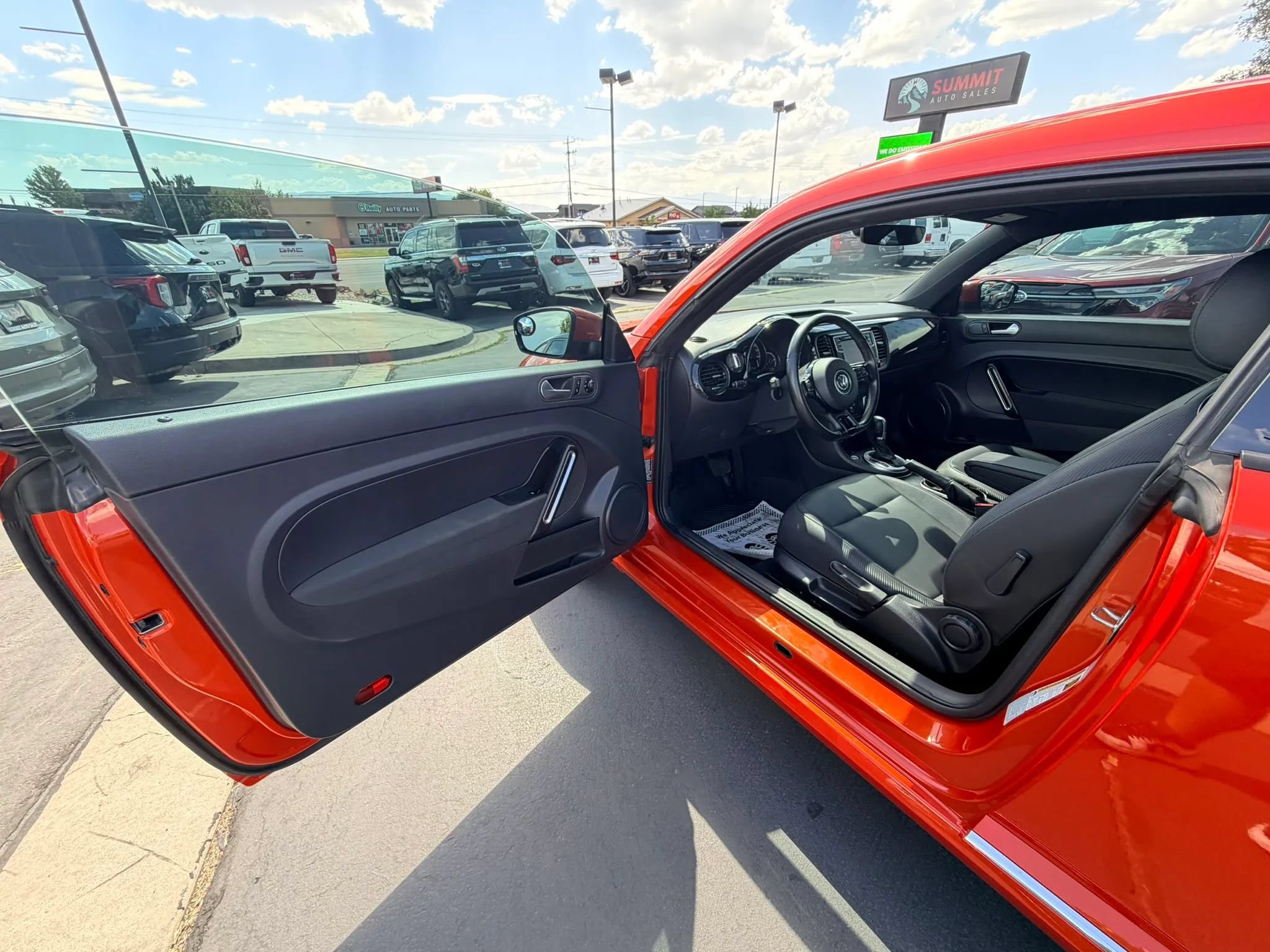 Used 2018 Volkswagen Beetle 2.0T S FWD image 10