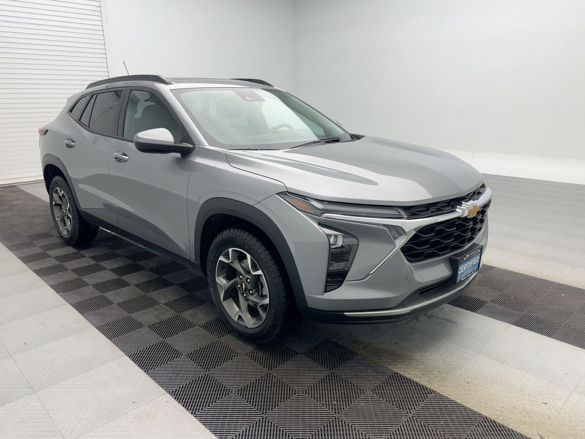 Certified 2024 Chevrolet Trax LT w/ Sunroof Package image 6