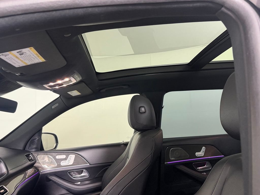 Used 2022 Mercedes-Benz GLS 450 4MATIC image 24