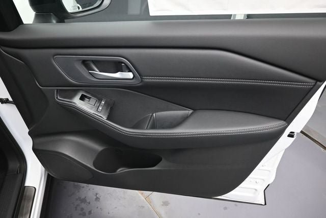 New 2026 Nissan Rogue Dark Armor AWD/4WD image 34
