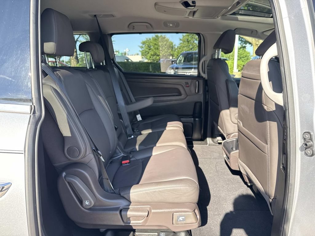 Used 2018 Honda Odyssey Elite image 23