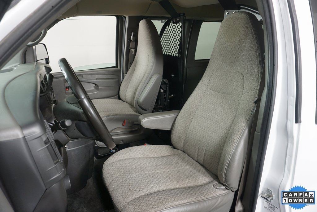 Used 2014 Chevrolet Express 1500 LT w/ LT Preferred Equipment Group AWD/4WD image 14