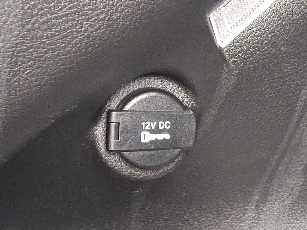 Used 2022 Jeep Compass Latitude image 30