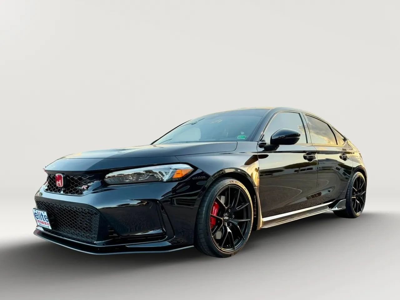 Used 2023 Honda Civic Type R image 3