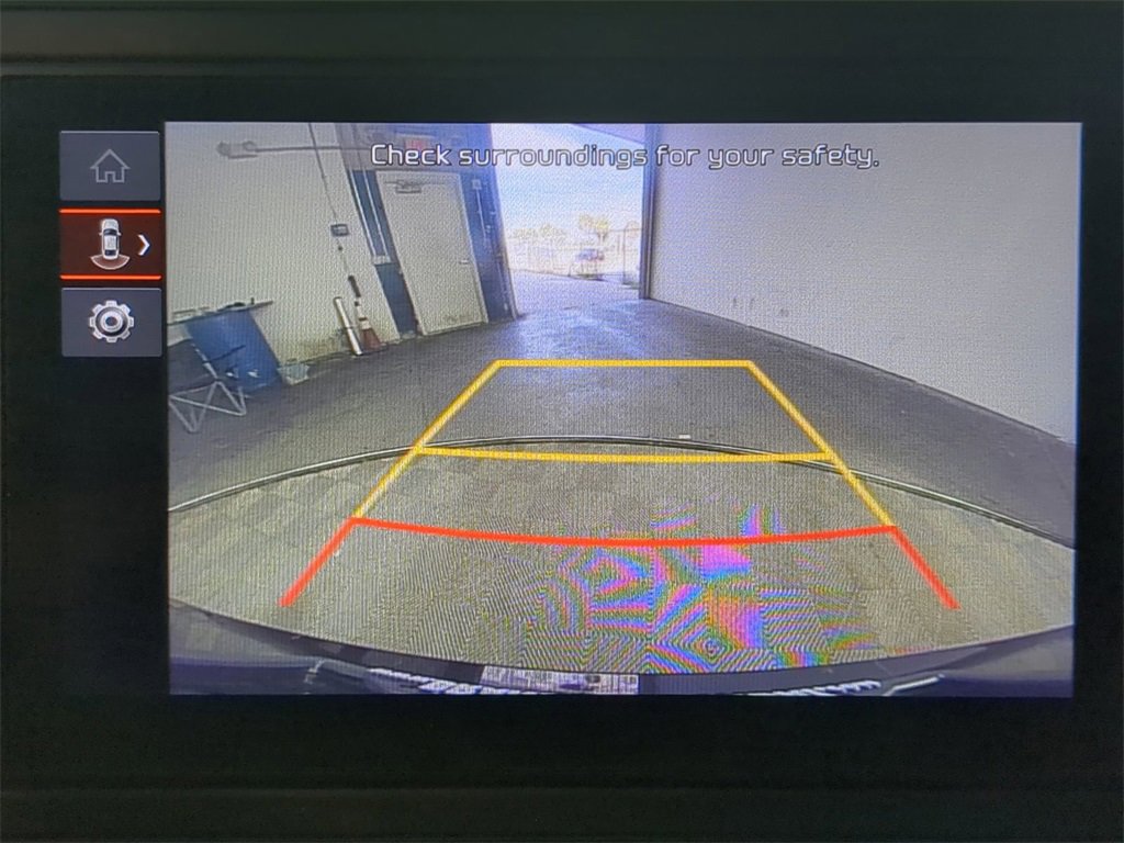 Used 2024 Kia Carnival LX image 25