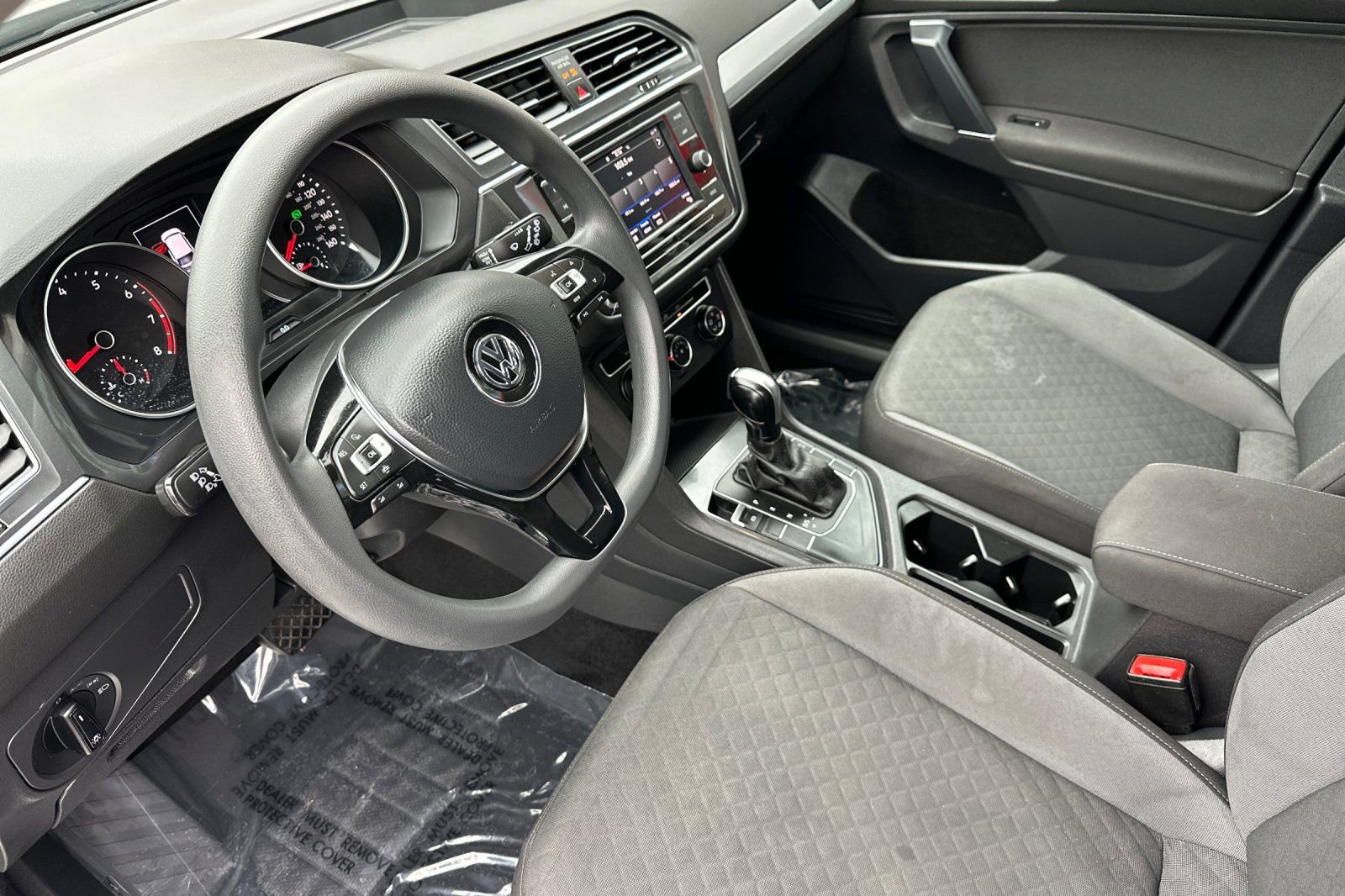 Used 2020 Volkswagen Tiguan S FWD image 10