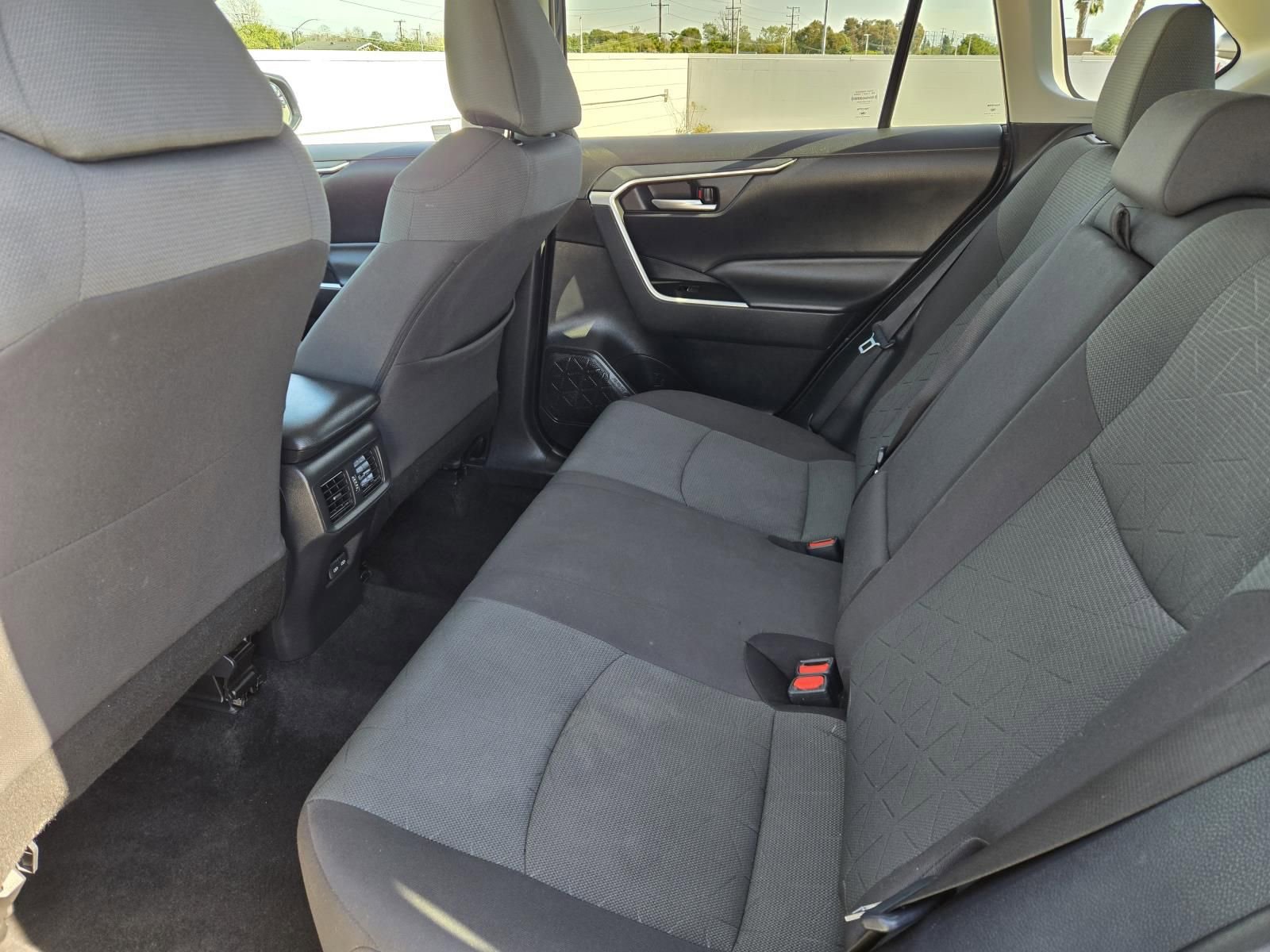 Used 2023 Toyota RAV4 XLE image 27