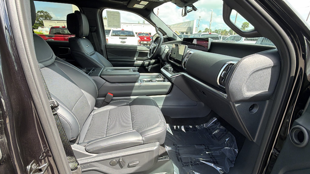 New 2027 Ford Expedition Max Platinum w/ Stealth Appearance Package AWD/4WD image 26