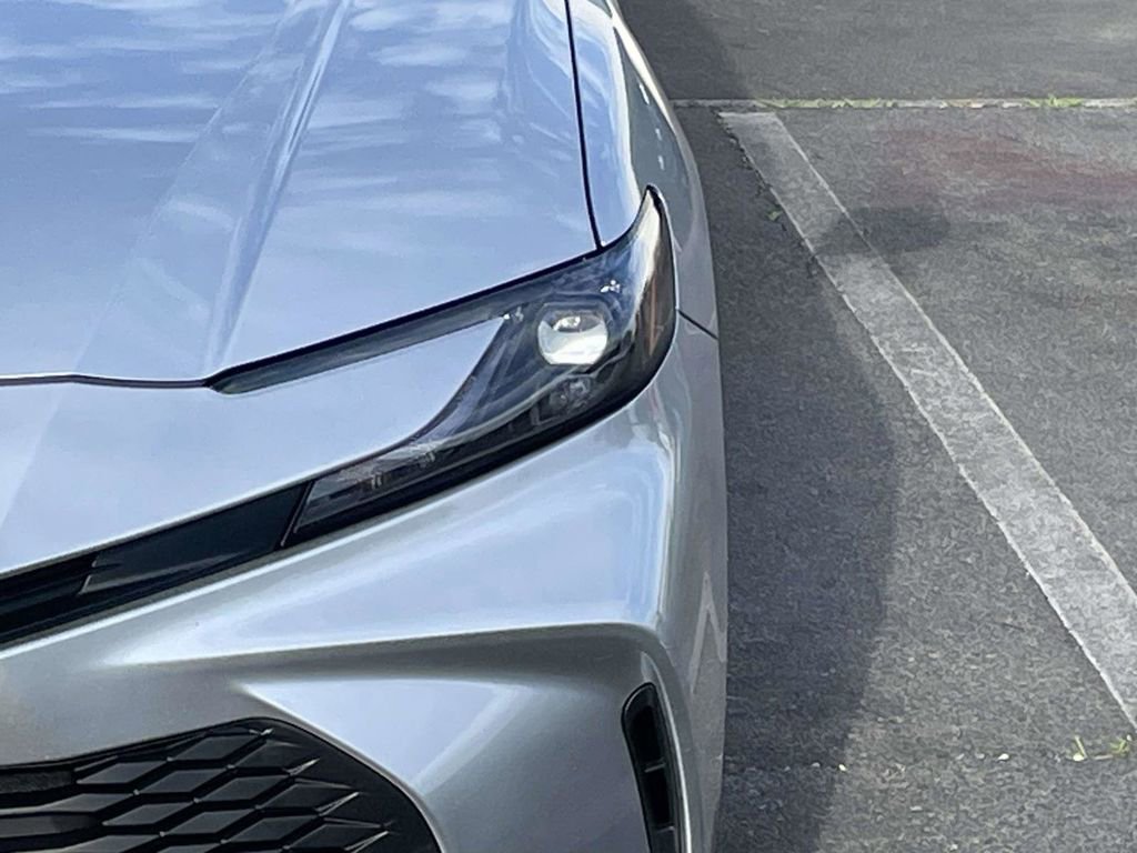 Used 2025 Toyota Camry LE w/ Convenience Package FWD image 14