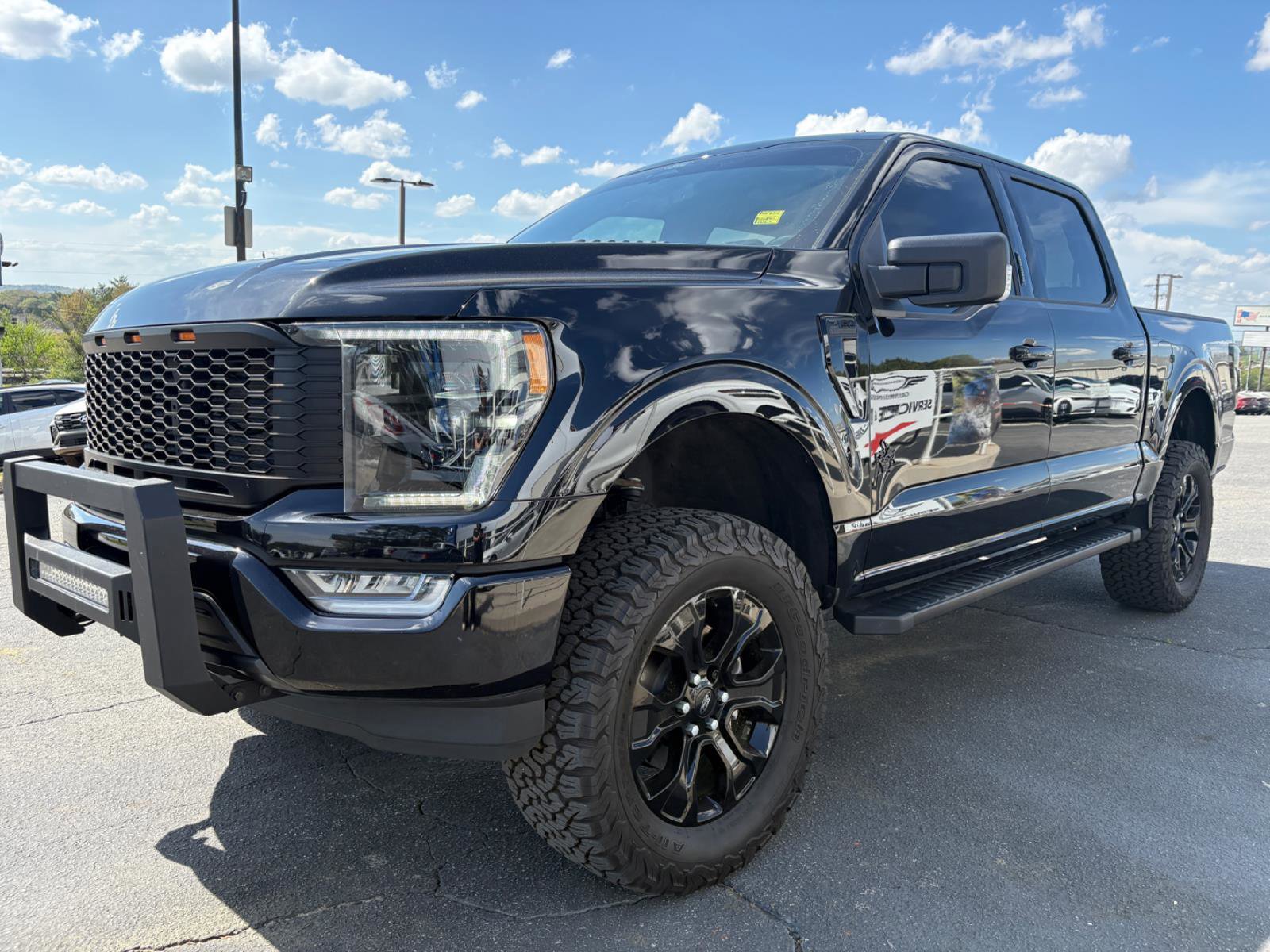 Used 2022 Ford F150 XLT w/ Equipment Group 302A High image 1