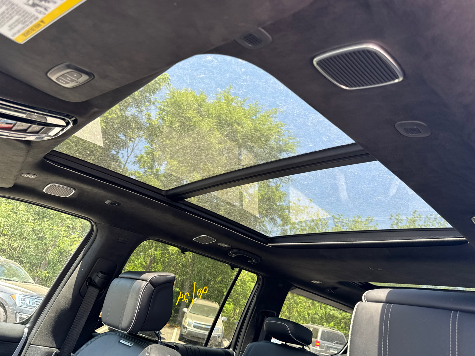 Used 2024 Jeep Grand Wagoneer Series II w/ Quick Order Packagew 28T AWD/4WD image 11