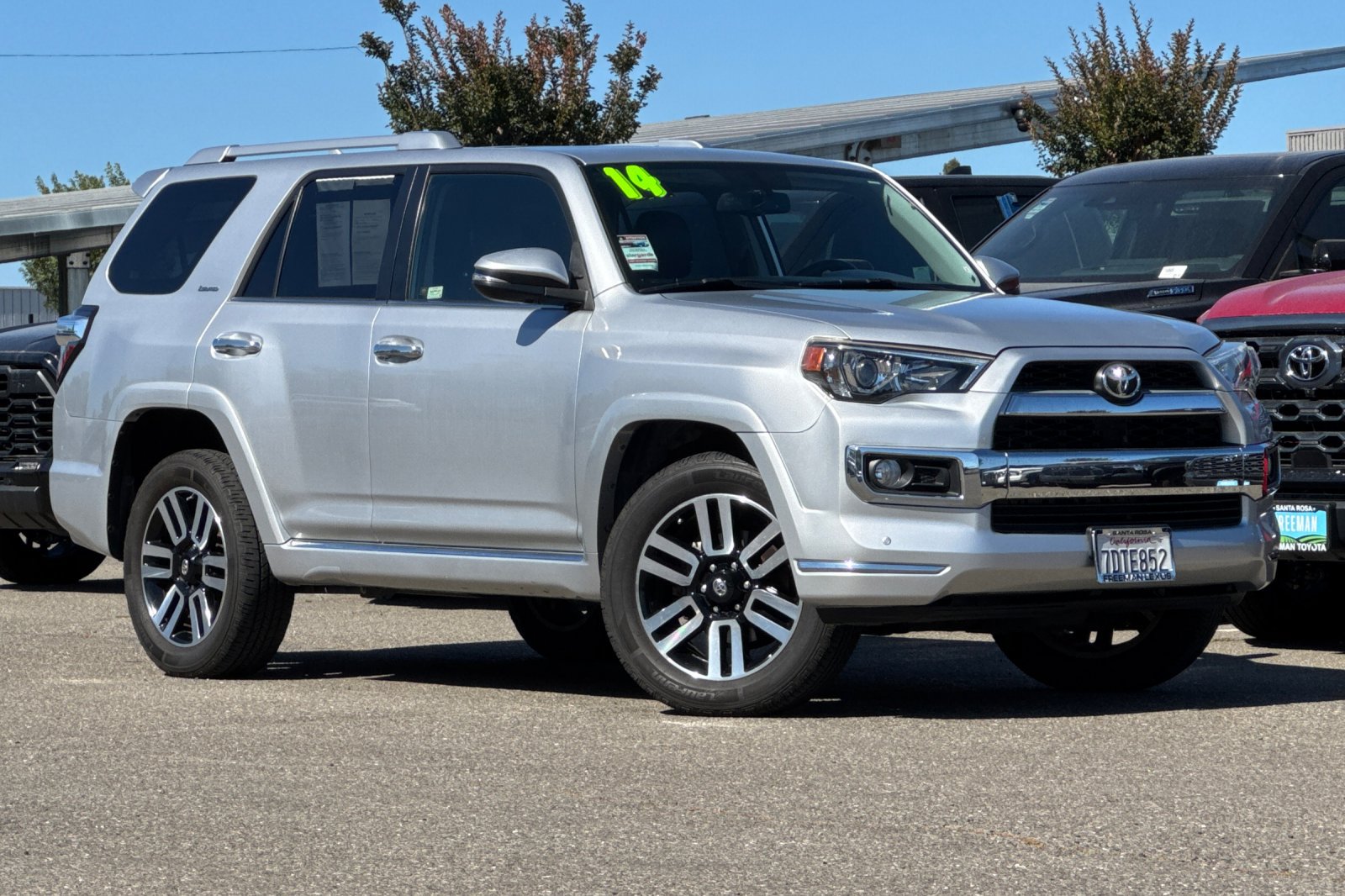 Used 2014 Toyota 4Runner Limited AWD/4WD image 2
