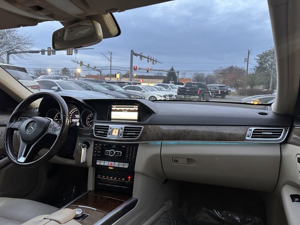 Used 2015 Mercedes-Benz E 350 Sedan image 25