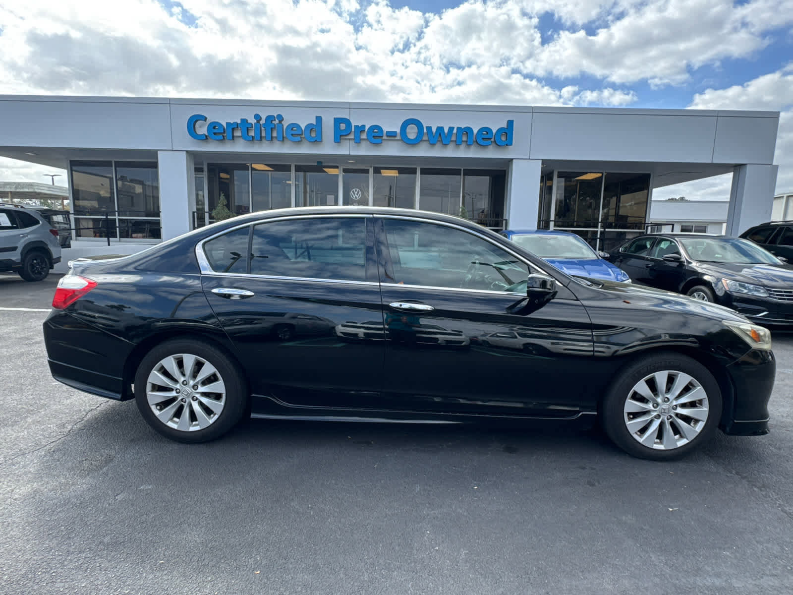 Used 2013 Honda Accord Touring image 2