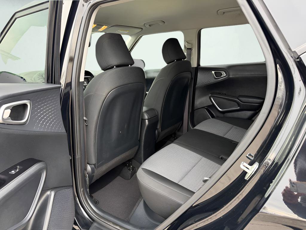 Used 2021 Kia Soul S FWD image 21