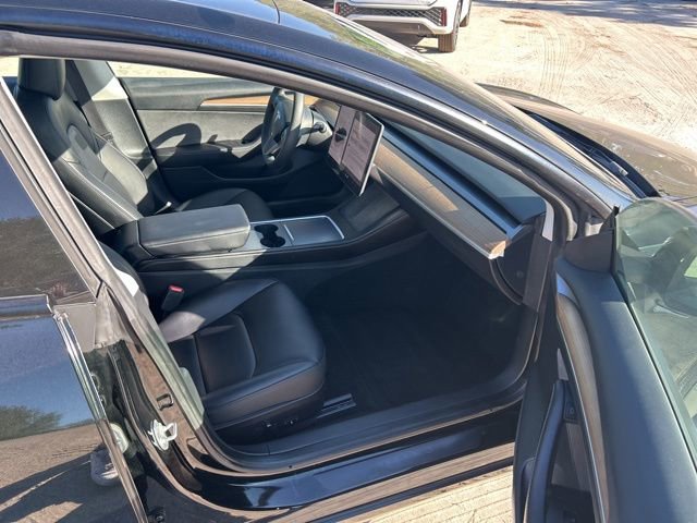 Used 2023 Tesla Model 3 Standard Range RWD image 9