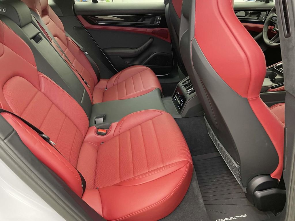 Certified 2025 Porsche Panamera 4S image 23