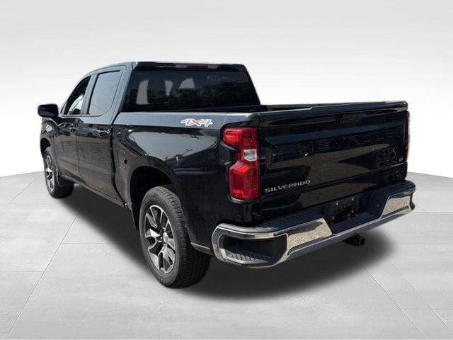 Used 2023 Chevrolet Silverado 1500 LT AWD/4WD image 2