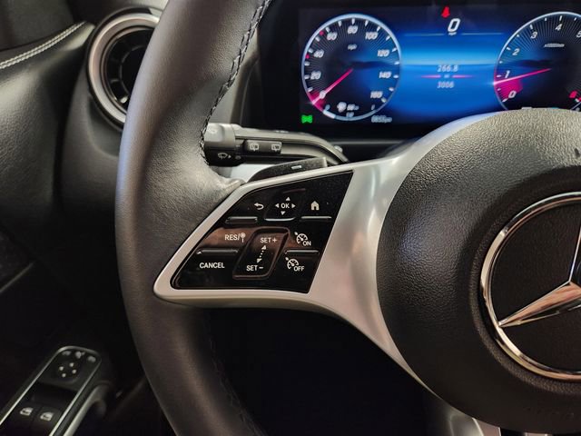 Used 2025 Mercedes-Benz GLB 250 GLB 250 image 27