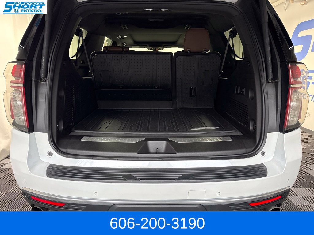 Used 2022 Chevrolet Suburban High Country AWD/4WD image 9