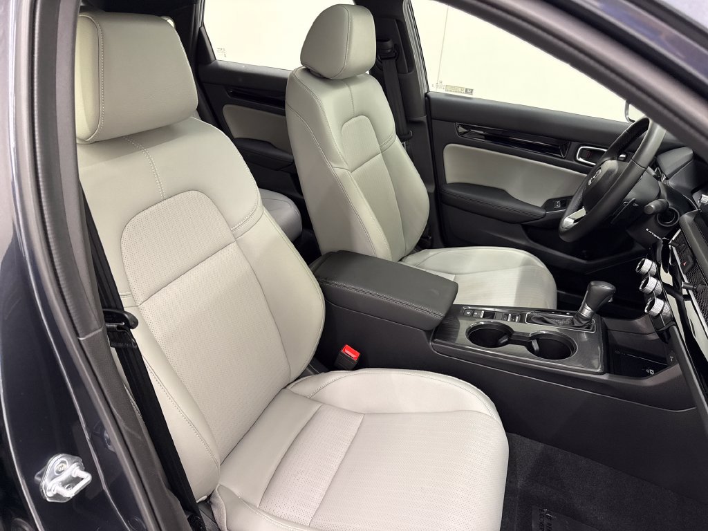 Used 2025 Honda Civic Sport Touring image 26