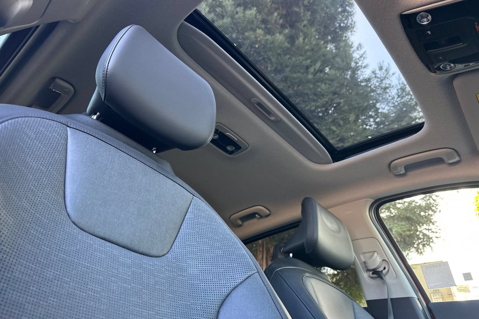 Certified 2024 Kia Niro FWD image 14